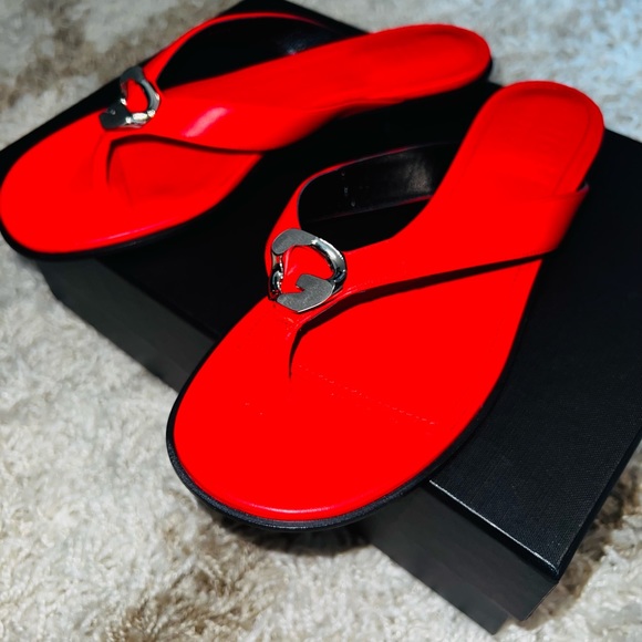 Givenchy G Chain Buckle Sandals (NWT)! - Picture 10 of 12